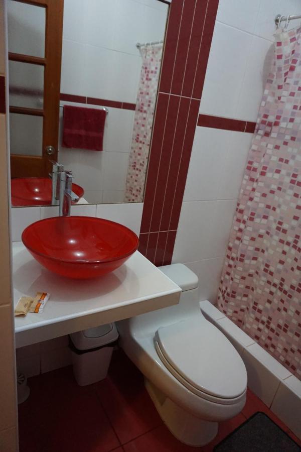 Hostal Camiluz Nazca Bagian luar foto