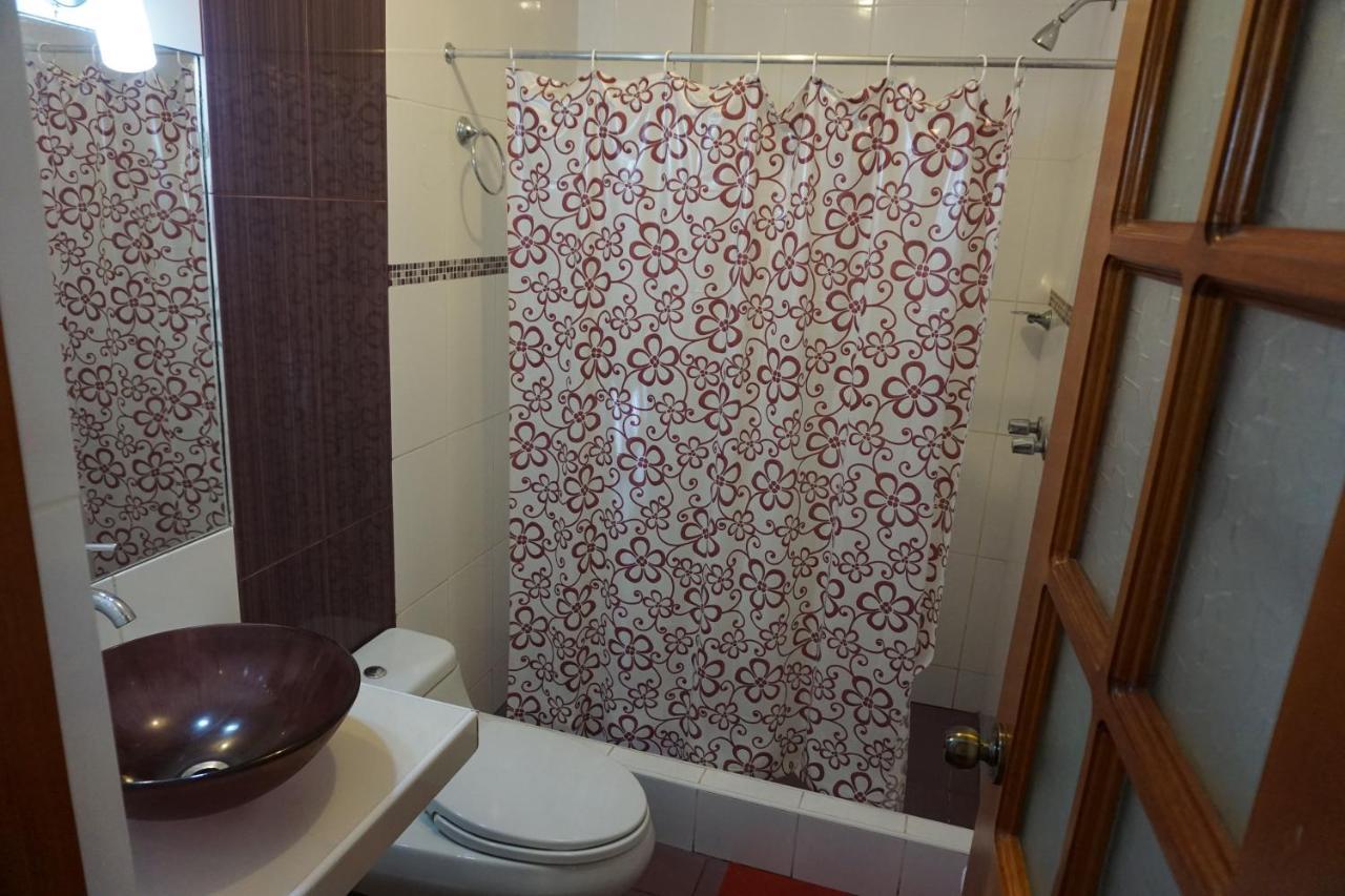 Hostal Camiluz Nazca Bagian luar foto