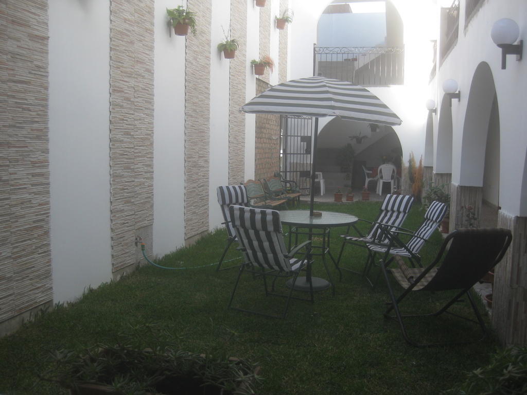 Hostal Camiluz Nazca Bagian luar foto